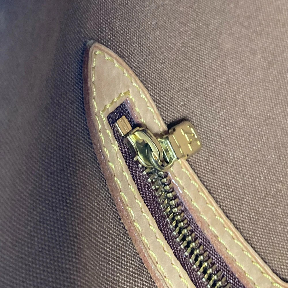 Louis Vuitton Horizontal Batignolles Canvas Brown Bag Monogram Shoulder Tote - Picture 14 of 15